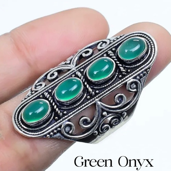 Green Onyx Gemstone Handmade Filigree Shield Armor Ring - Picture 8 of 11